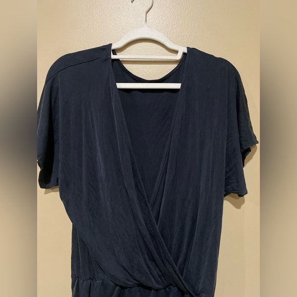 H&M Basics Short Sleeve Cross Over Black Romper Women's Size medium Stretch - Picture 2 of 5